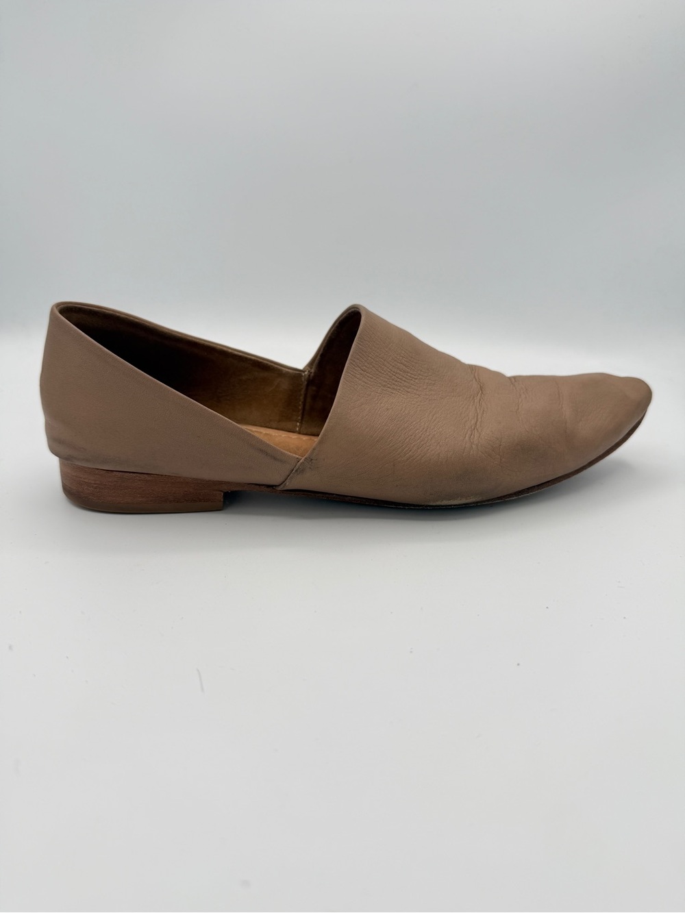 Poppy Barley Brown Glove Fit Flat Minimalist Simple Quiet Luxury Leather 8